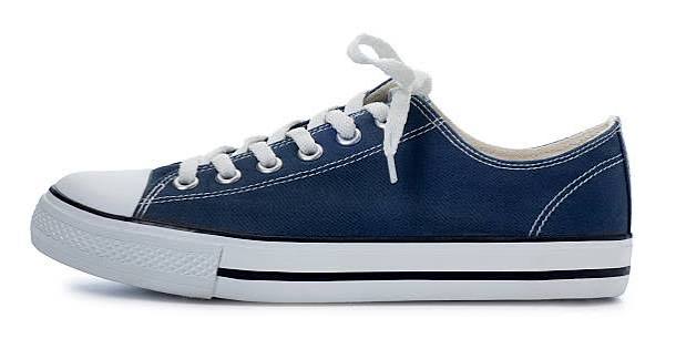 LJ Junior Low-Top Sneakers